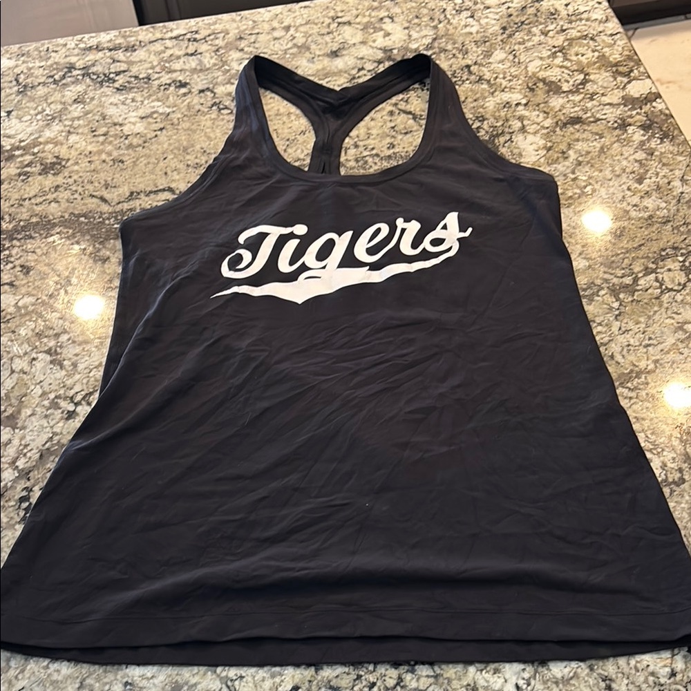 Lululemon Athelica Black Tigers Tech Racer Back Women's Tank Top Medium